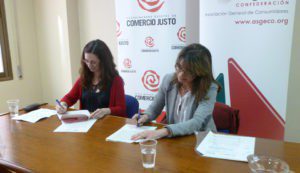 La Coordinadora Estatal de Comercio Justo y la Asociación General de Consumidores firman un convenio de colaboración