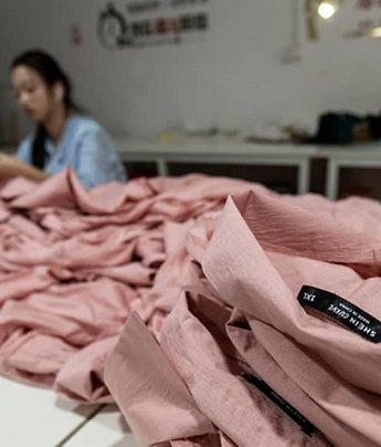 Destapamos la cara oculta de Shein, el gigante textil chino de moda rápida